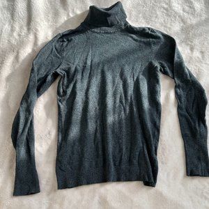 apt 9 turtleneck S